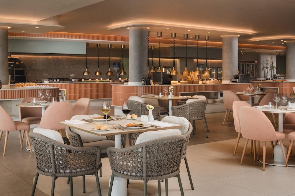 Plus Fariones Suite Hotel 41/57