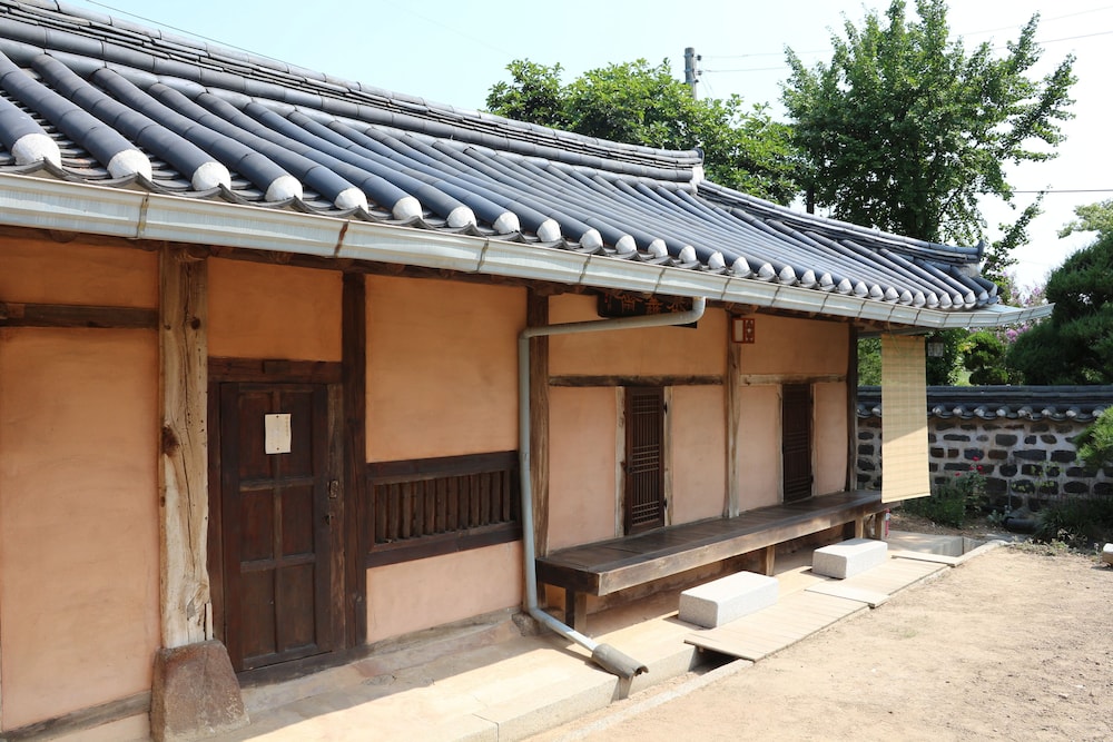 Gyeamgotaek 3/48