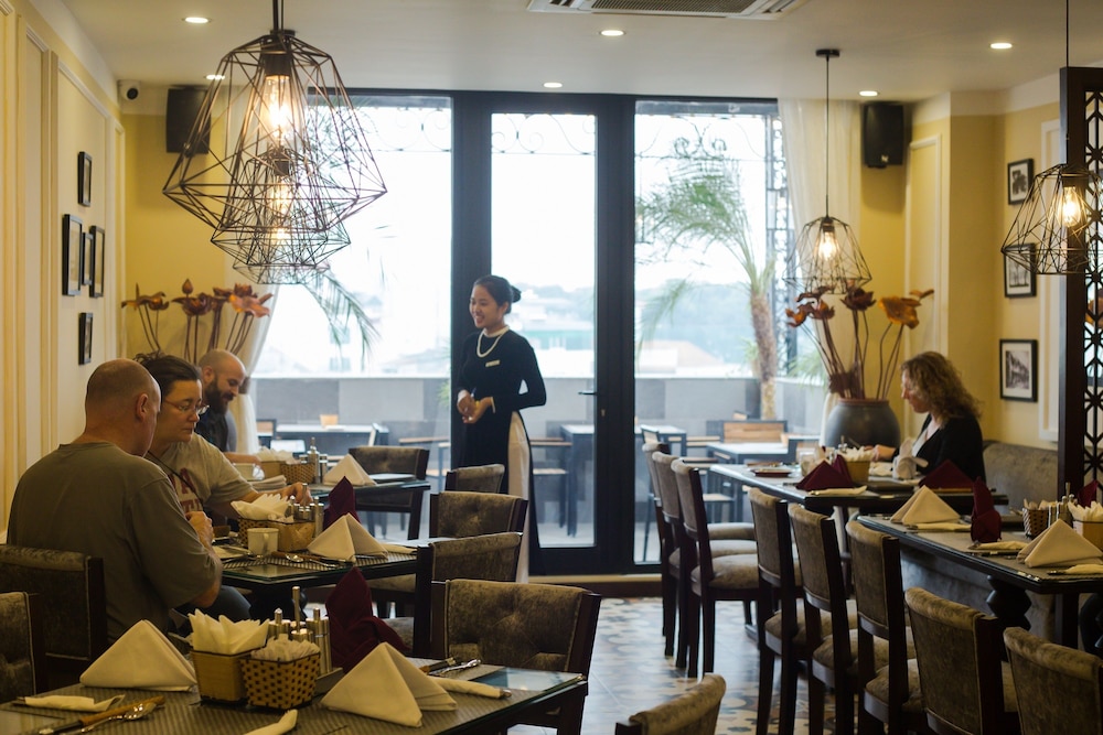Hanoi Marvellous Hotel & Spa 33/50