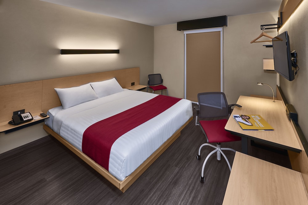 City Express by Marriott Saltillo Norte 10/34