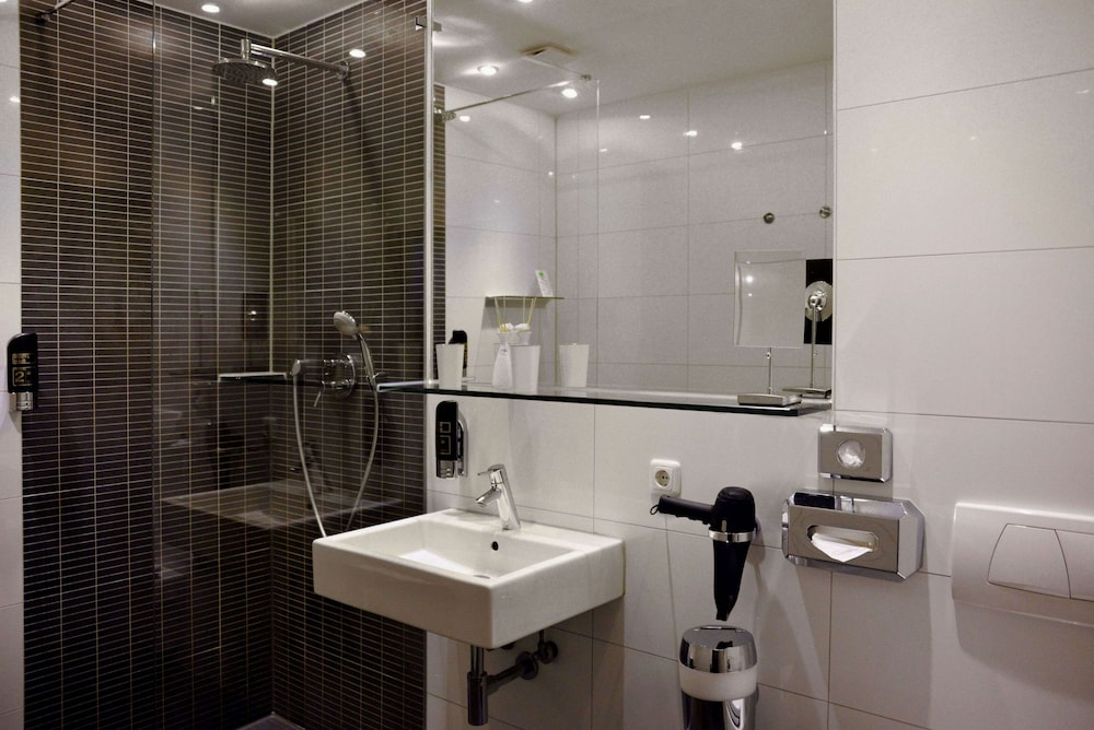 غرفة بزنس مفردة بسريرين منفصلين، Arthotel Munich 10/10