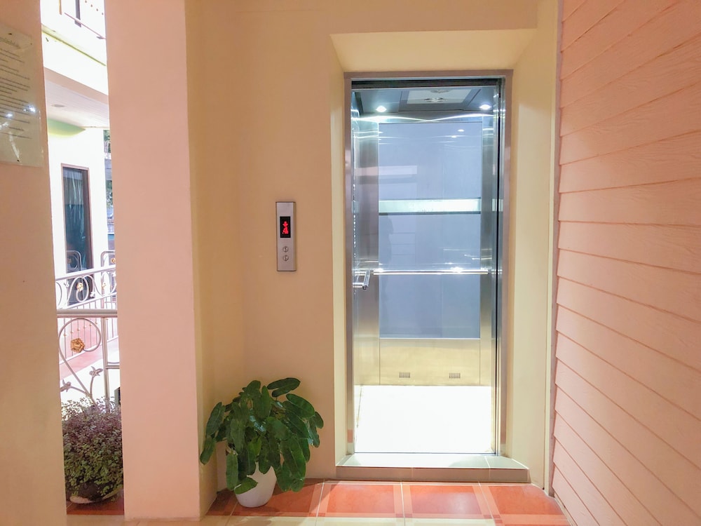 R.K. Guesthouse 44/70