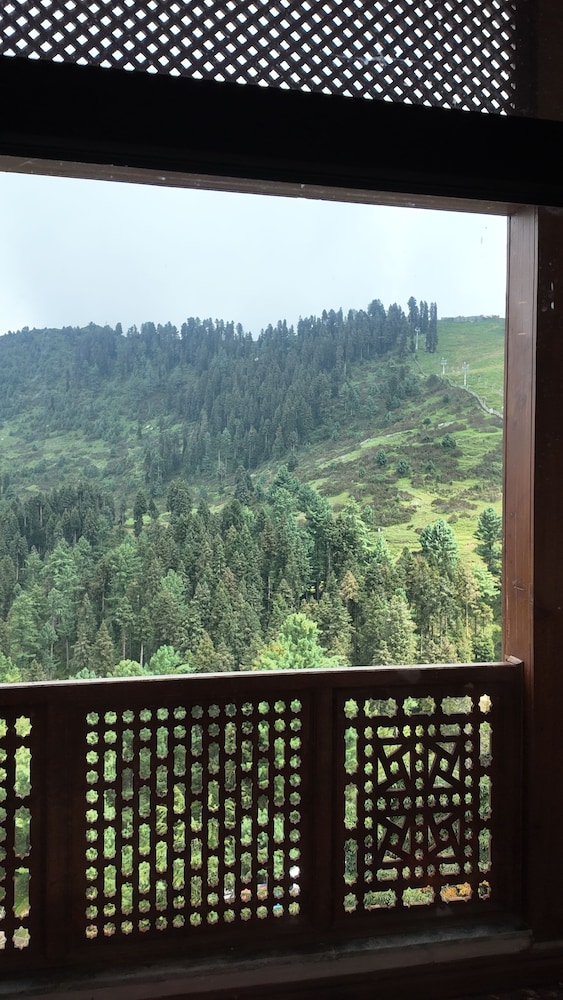 Pearl Continental Malam Jabba in SWAT