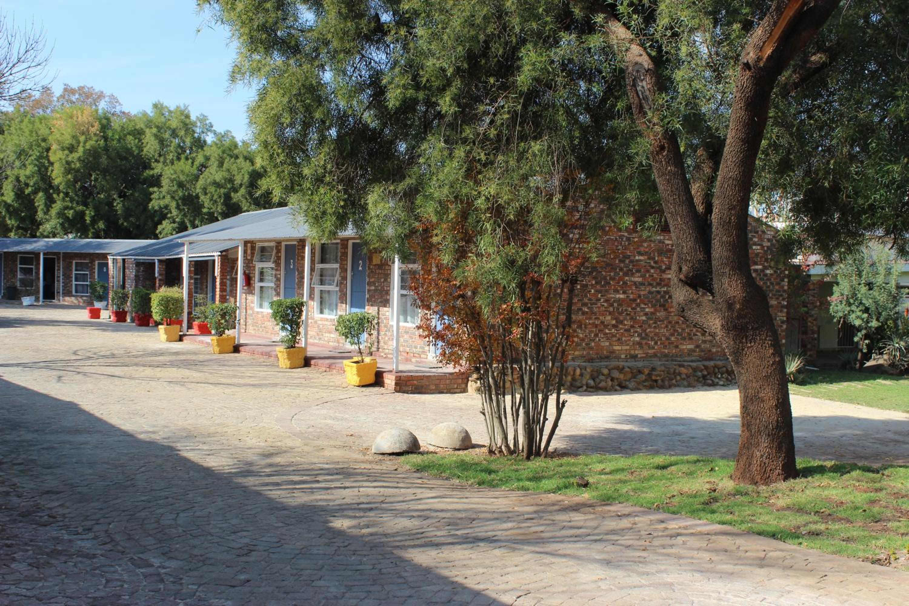 Opstal Guestfarm 14/16