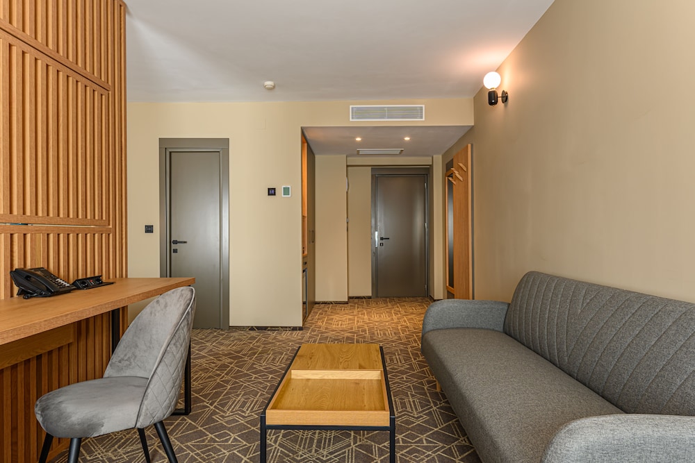 Hotel Central Pascani 42/60