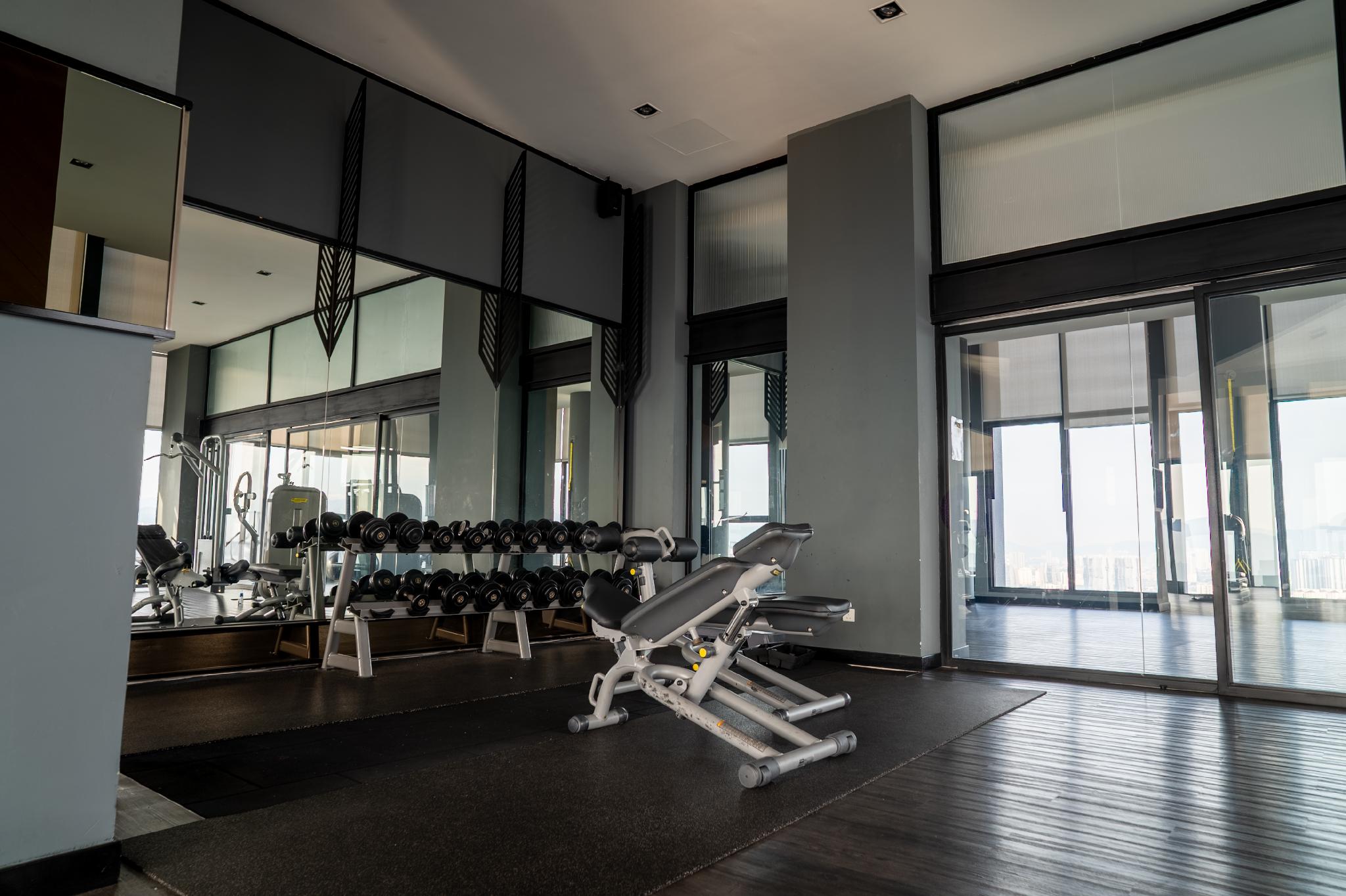 Expressionz Professional Suites by G Suites 29/50
