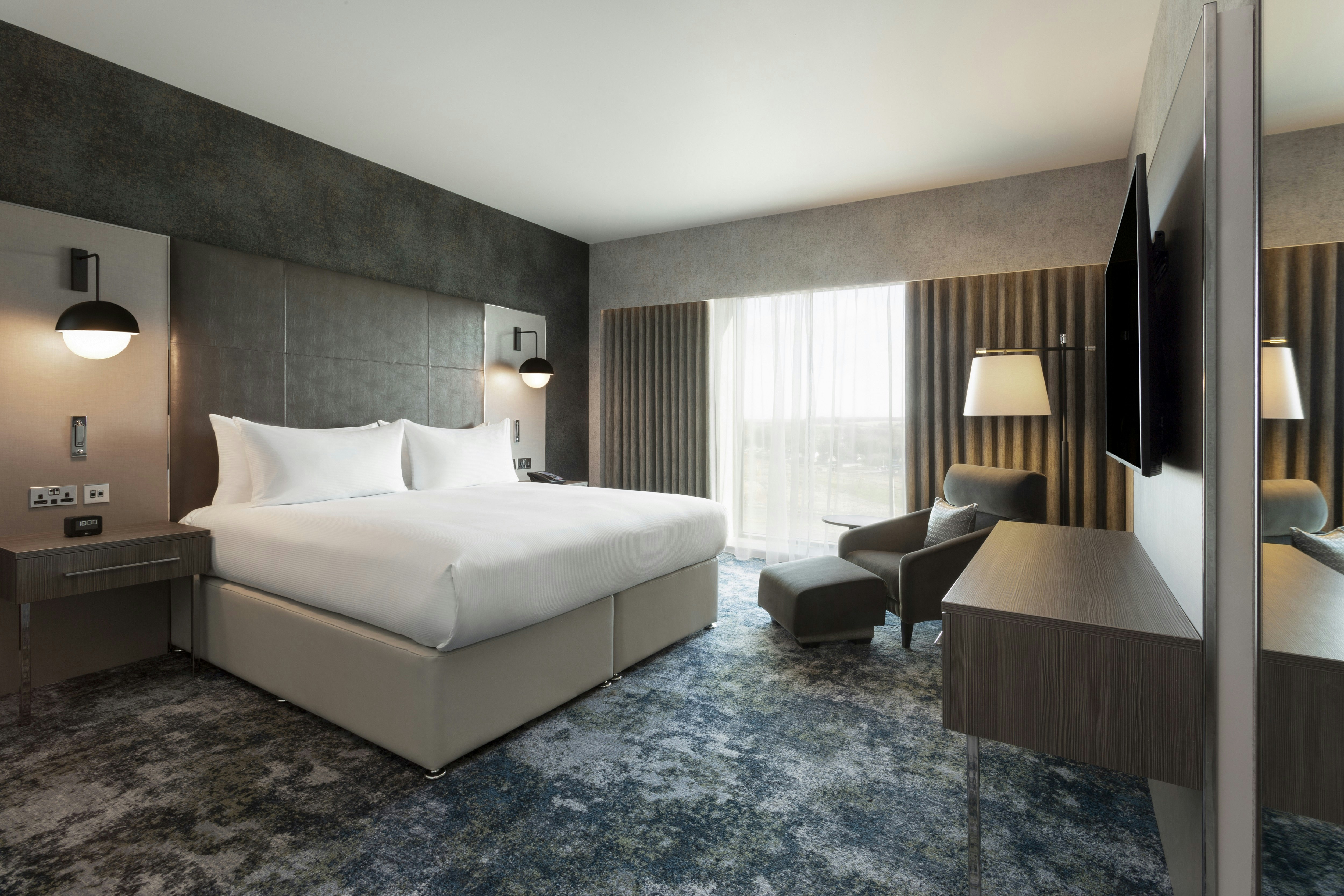 Hilton Aberdeen TECA 14/64