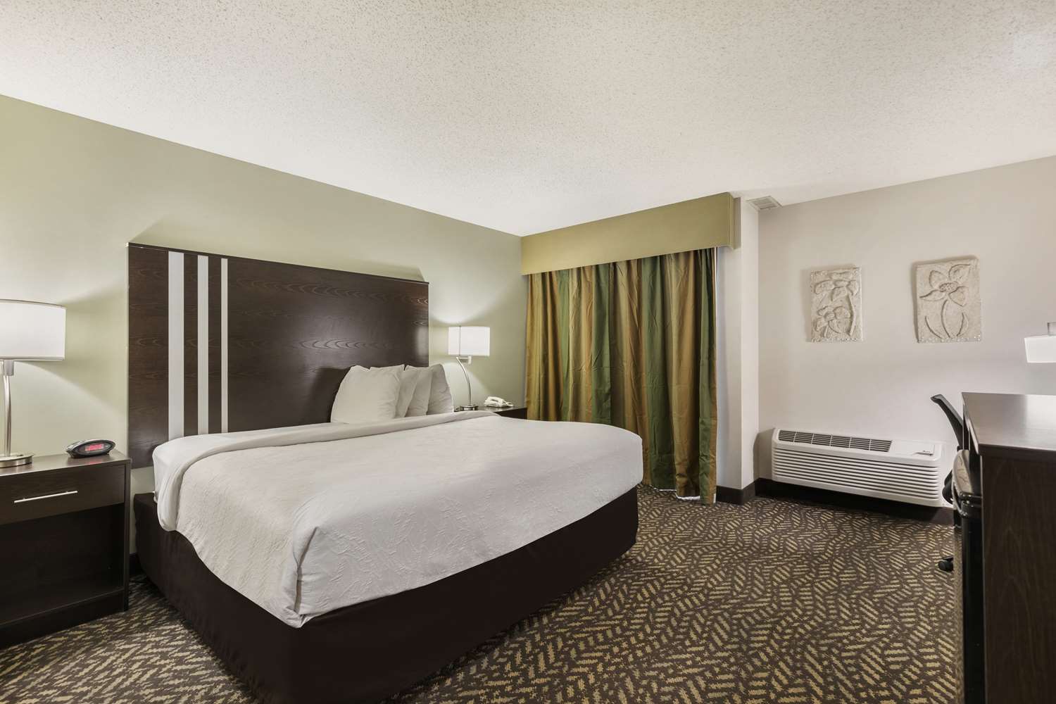 Room, King Bed, Lake Side، Best Western Indian Oak 2/4