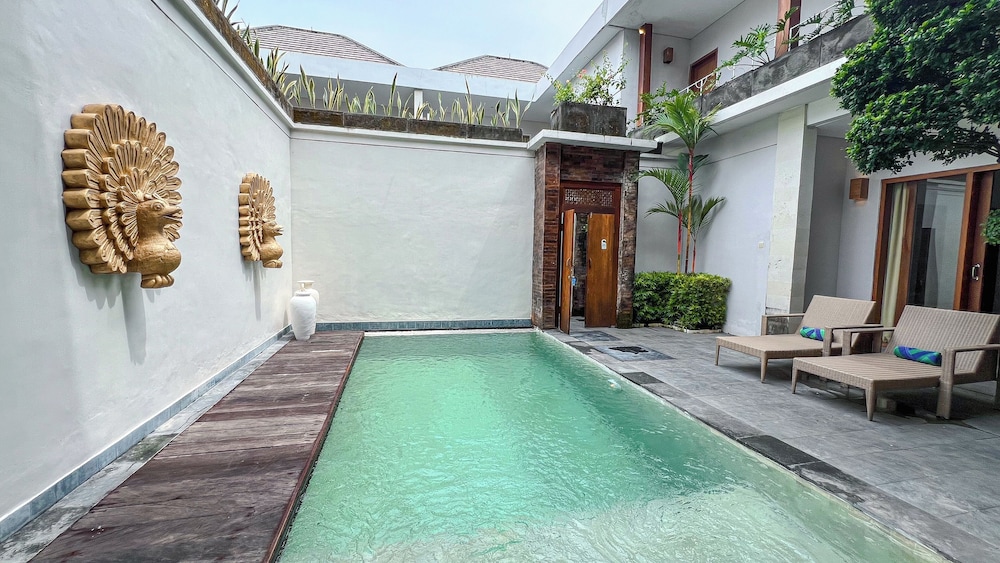 Apple Villa & Suite Seminyak 65/73