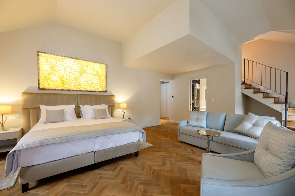 Gallery, Studio, Suite, 2 King Beds