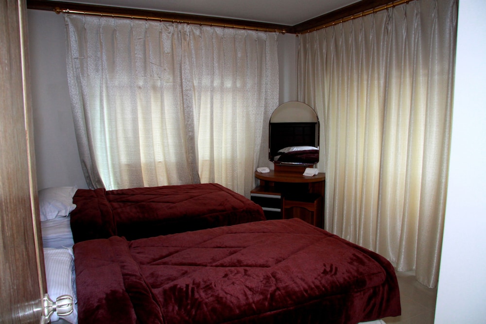 Sedrh Hotel 9/30