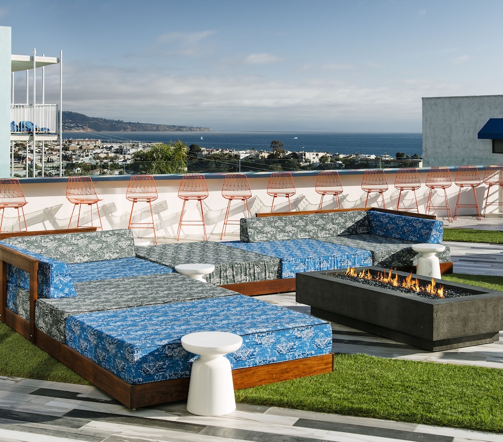 Hotel Hermosa 43/52