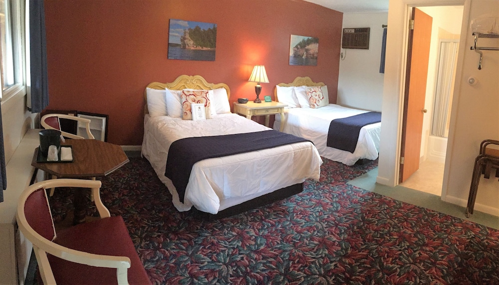 Cedar Motor Inn 12/56