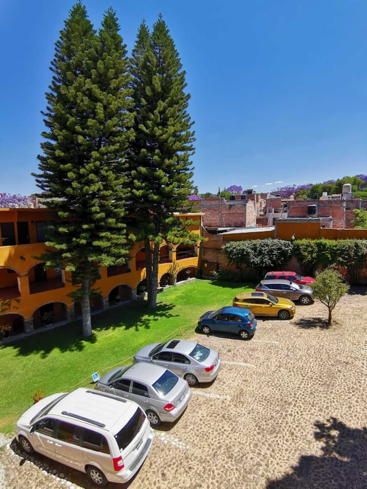 Hotel Hacienda Monteverde San Miguel de Allende 81/87