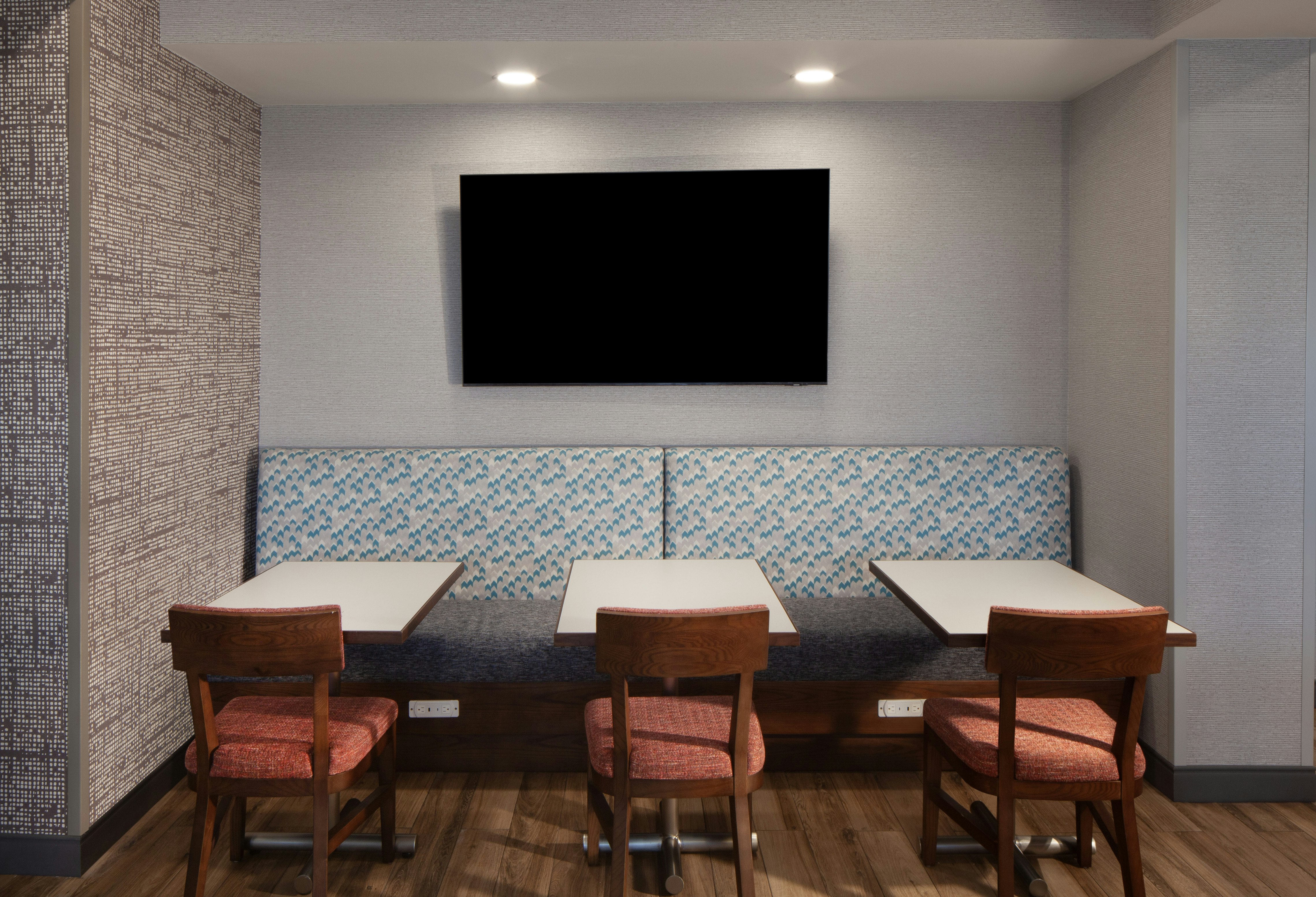 Hampton Inn Evergreen 23/28