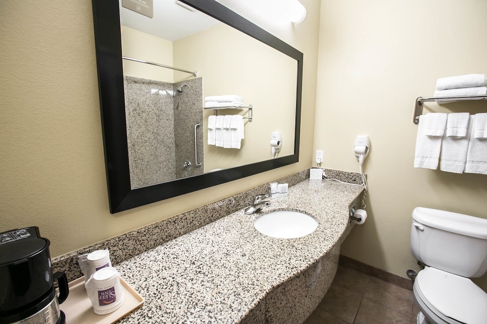 Sleep Inn & Suites New Braunfels TX 16/47