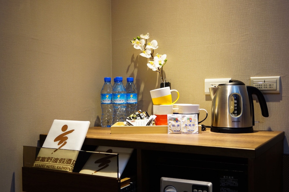 Hoya Resort Hotel Kaohsiung 56/70