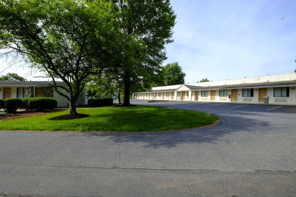 American Inn 36/42