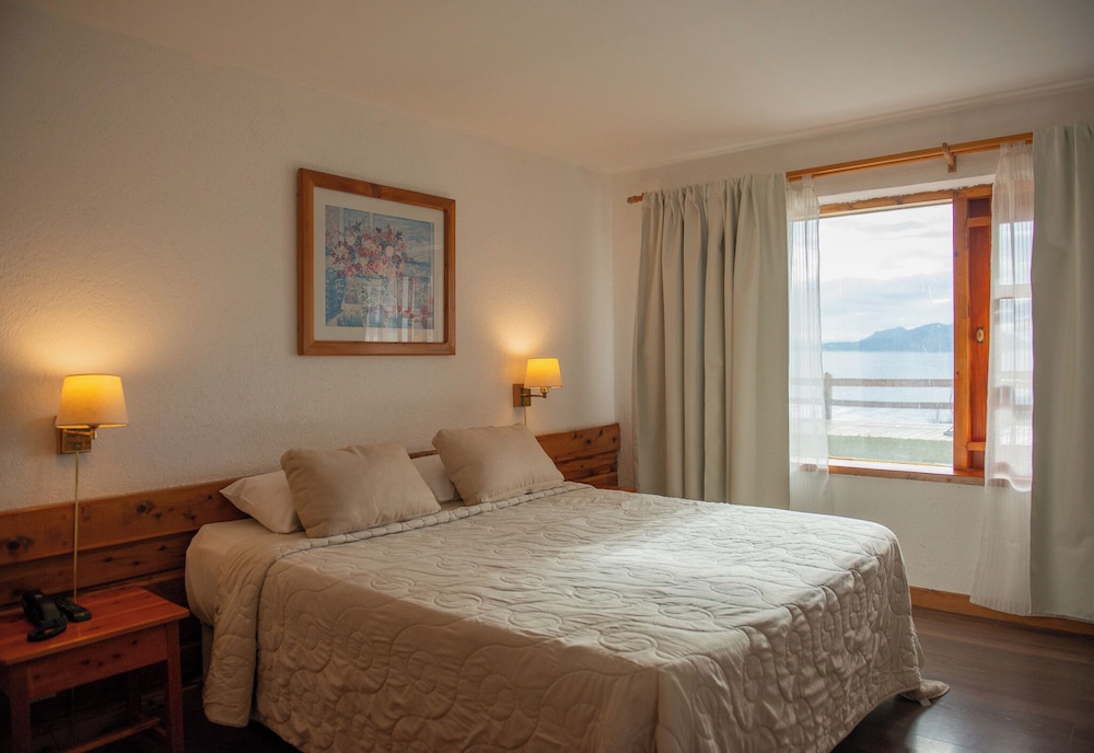 1 BEDROOM, FAMILY, APARTMENT, LAKE VIEW