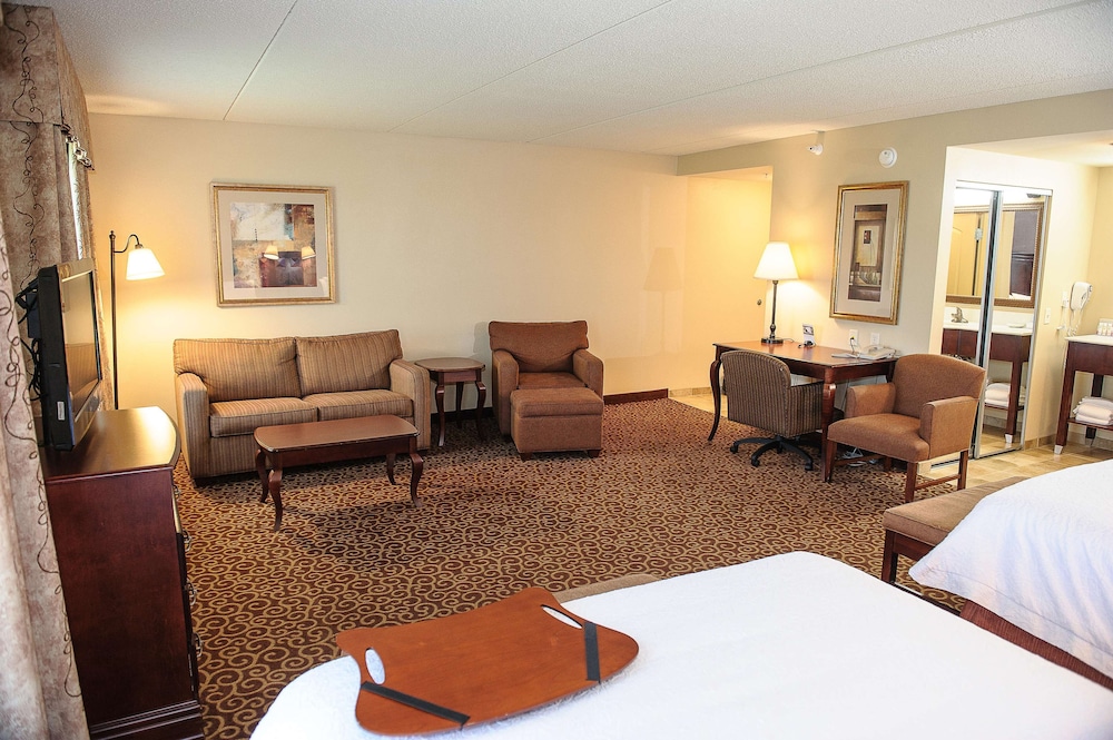 Hampton Inn Suites Brookings 27/37