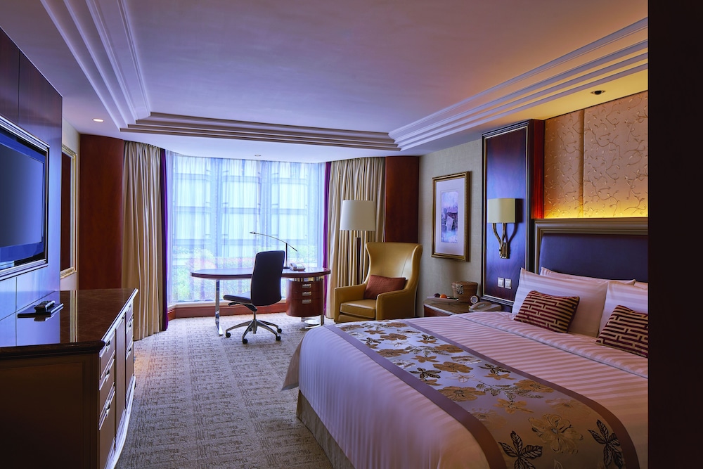 Kowloon Shangri-La Hong Kong 23/69