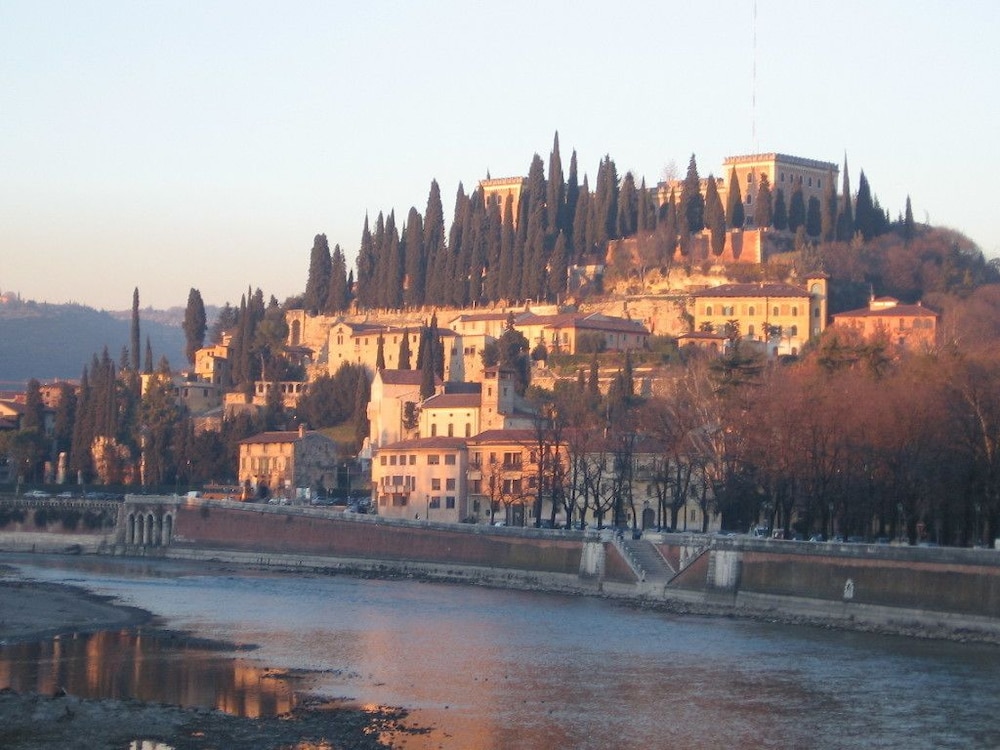 Giardino Giusti House and Court 38/50