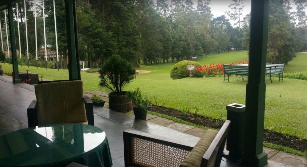 Nuwara Eliya Golf Club 22/26