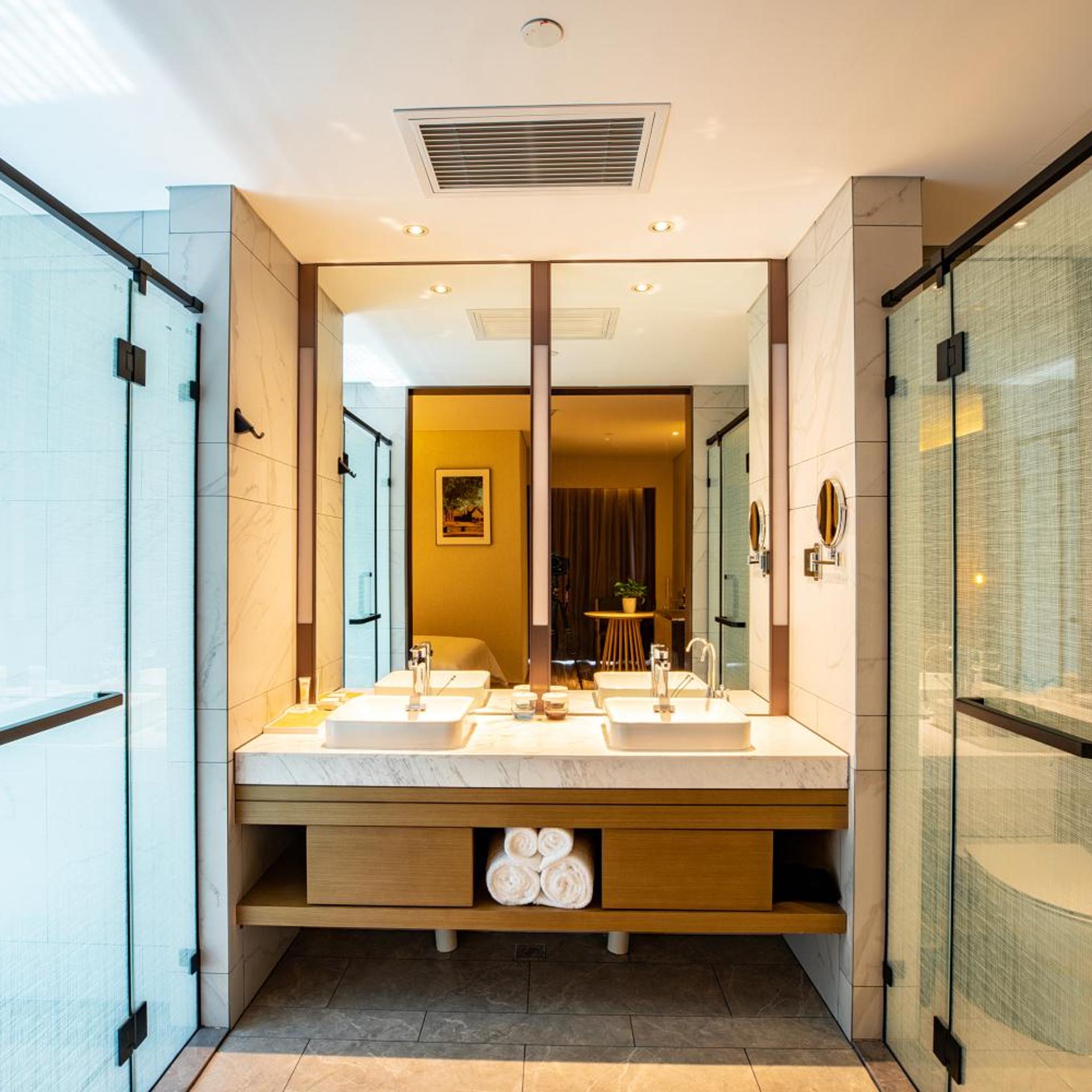 Jinjiang Metropolo Hotel Weihai Railway Station Branch 56/56