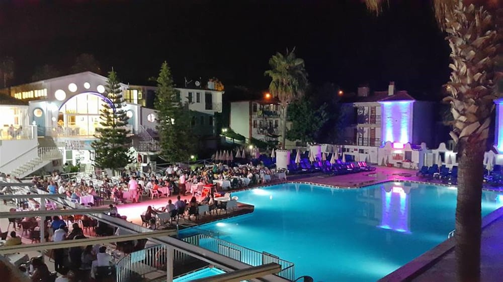 Hotel Karbel 43/50