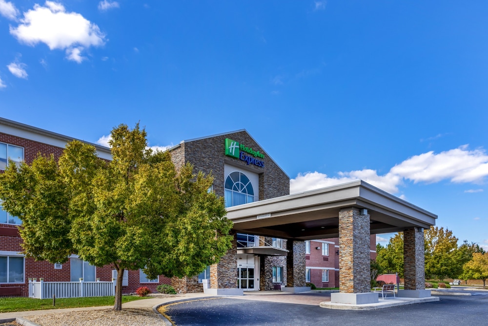 Holiday Inn Express Hotel And Suites Salisbury Delmar 64/68