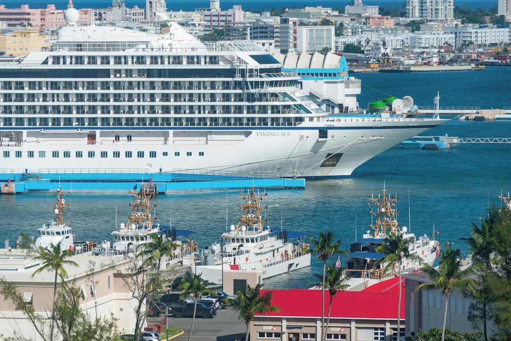The Broadmore Miami Beach 2/48