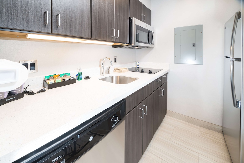 Homewood Suites By Hilton Tulsa Catoosa 44/56