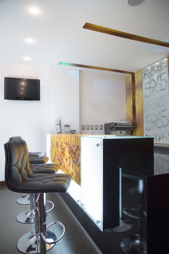 Casben Hotel 37/50
