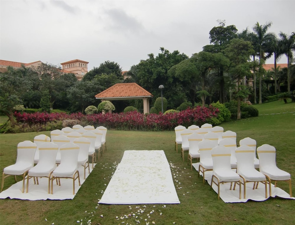 Hillview Golf Resort Dongguan 50/56