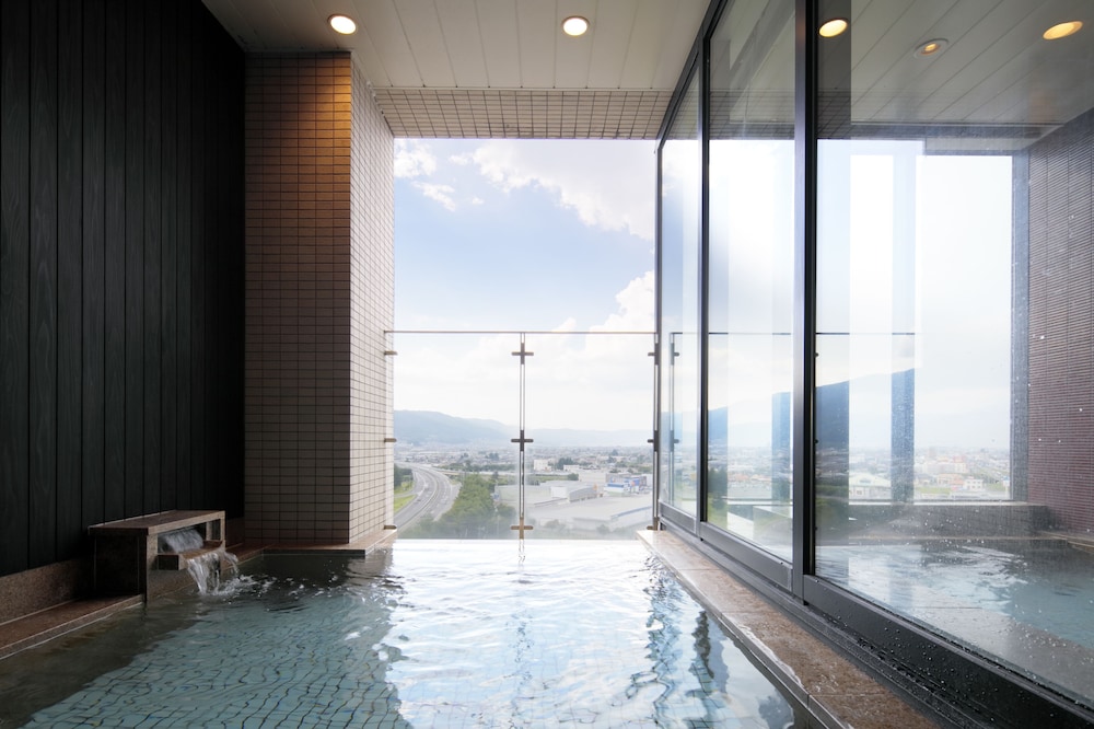 Candeo Hotels Chino 42/60