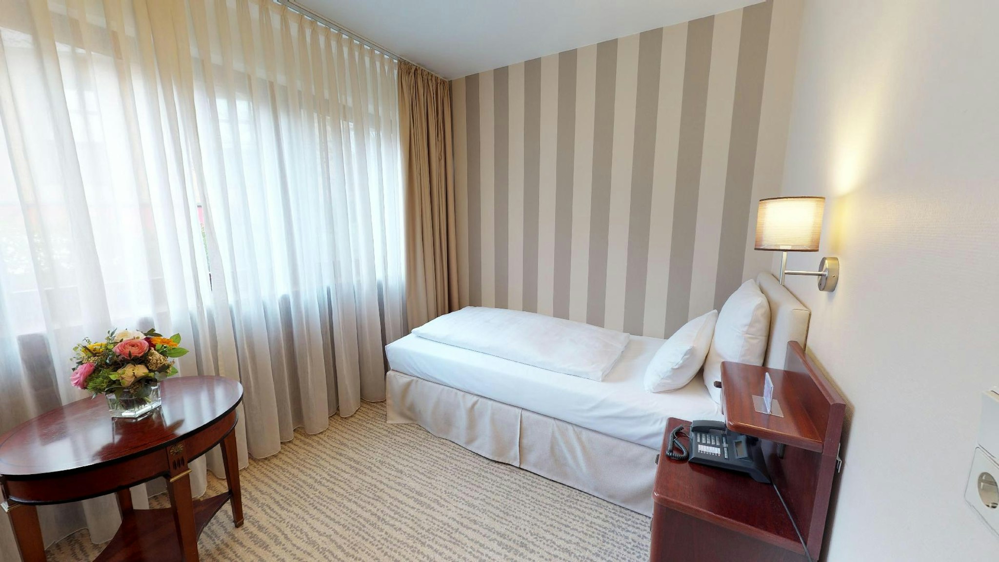 Hotel Engel 6/37