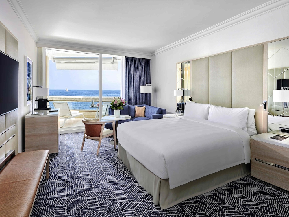 Deluxe, King Bed, Sea View