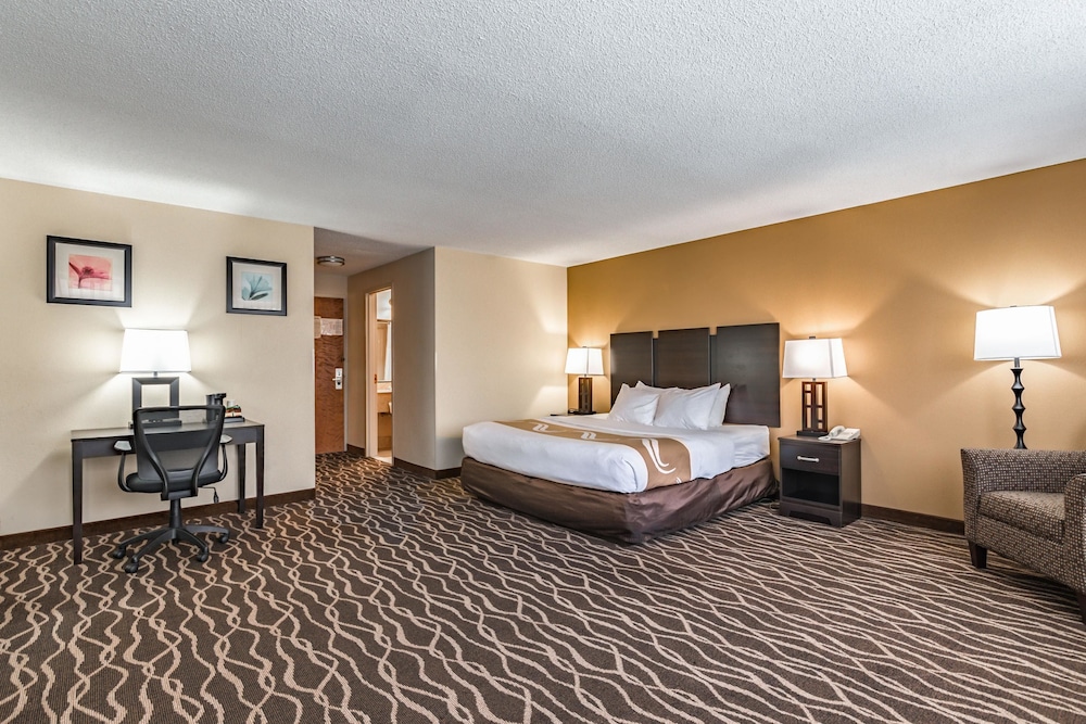 Quality Inn Schenectady - Albany 11/34