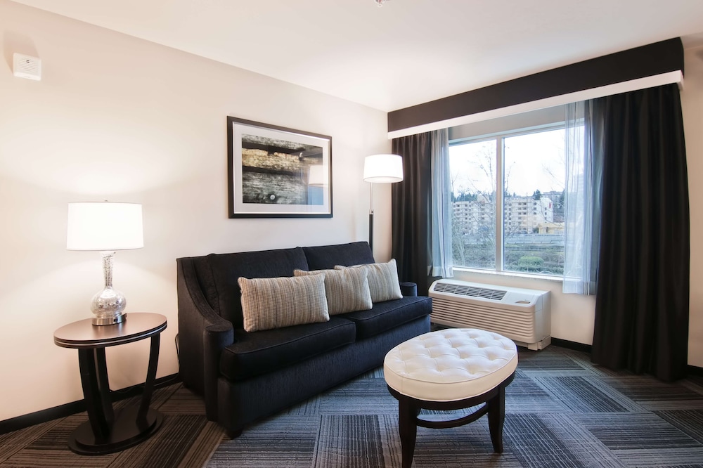 Hampton Inn Suites Bellevue Downtown Seattle Wa 34/53