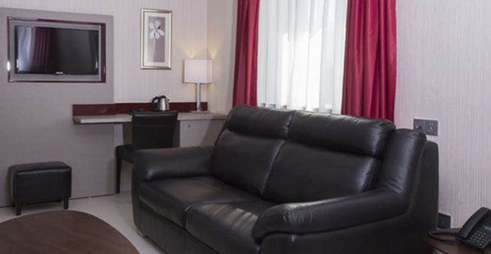 KT Hotel 19/35