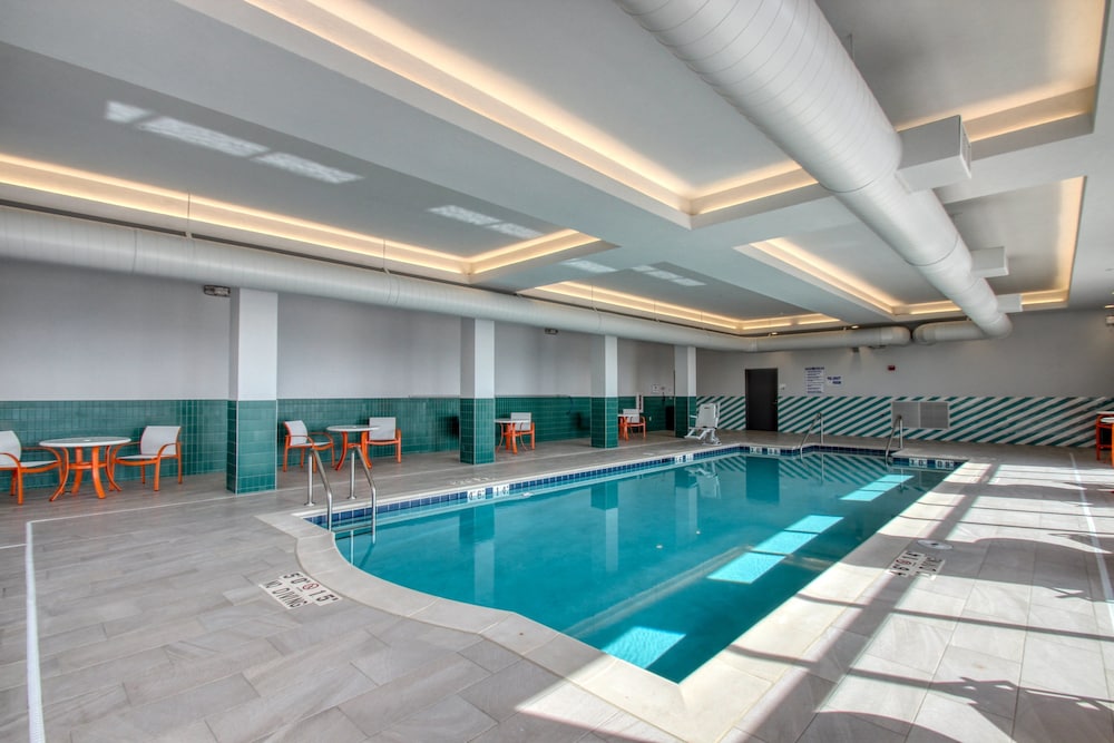 Holiday Inn APPLETON 3/61