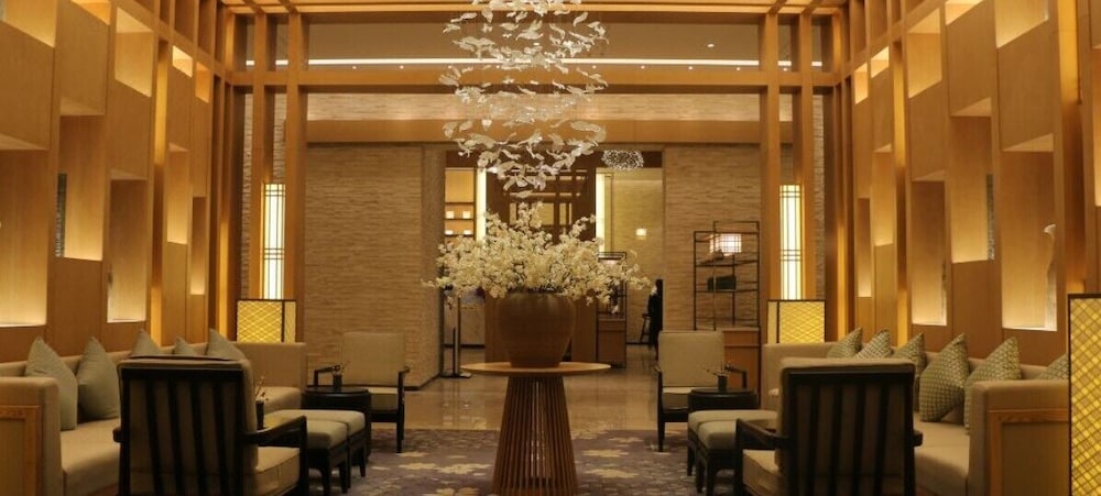 Howard Johnson Huashuiwan Hot Springs Resort Chengdu 35/41