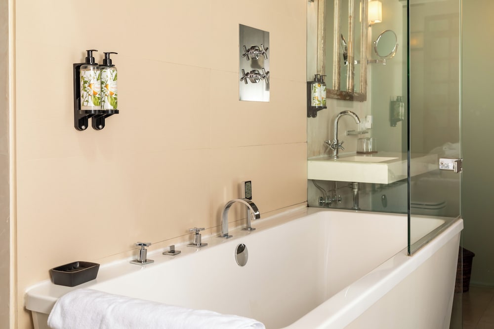 Hotel Boutique V 66/69