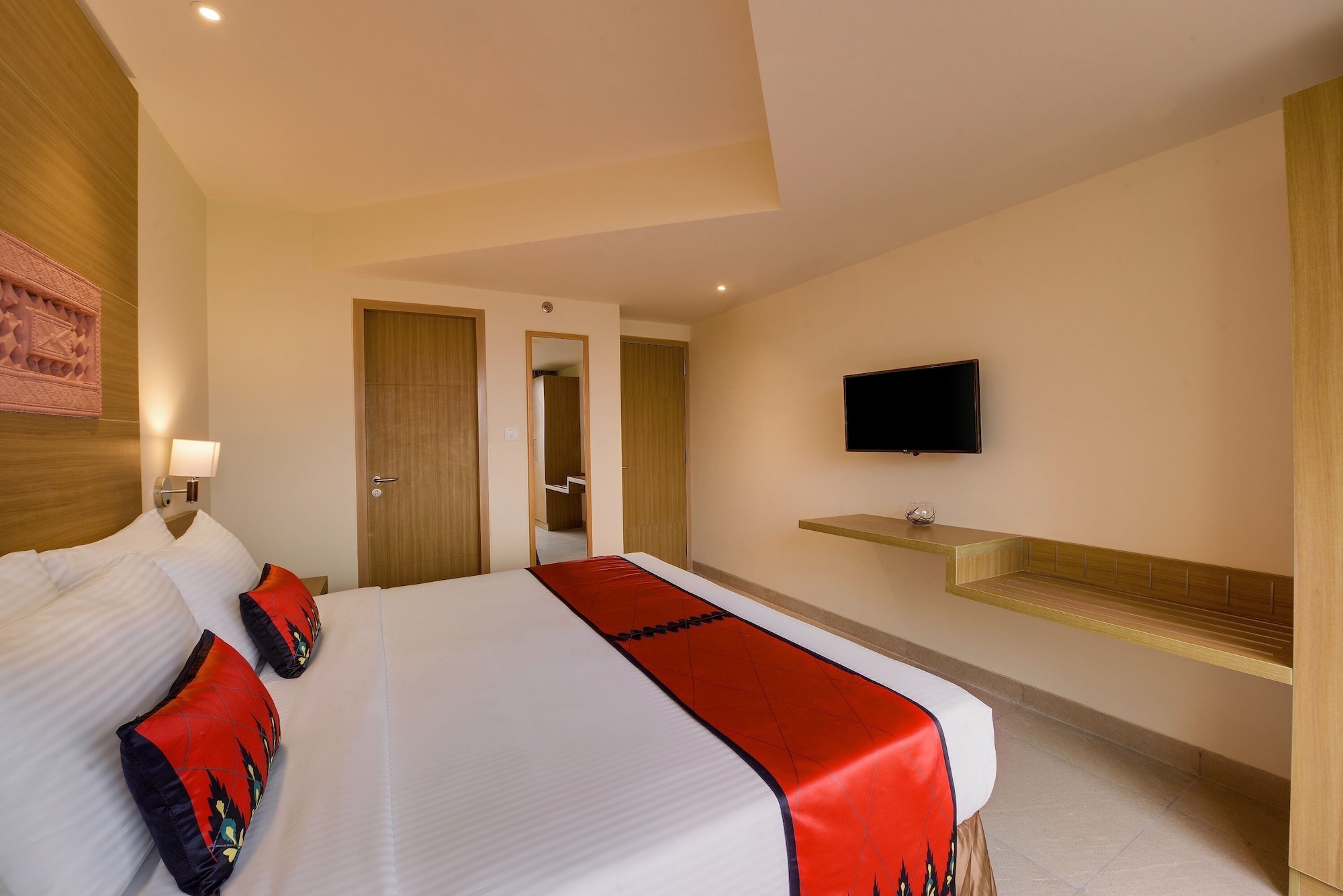 Premier, Double Bed, Garden View