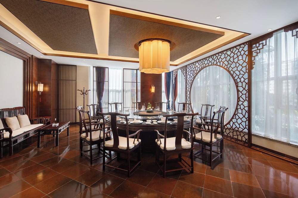Grand Mercure Kunming South 41/47