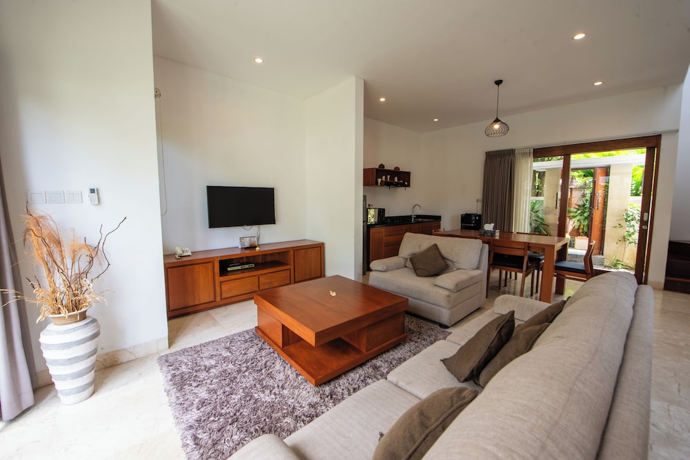 Bali Ayu Hotel And Villas 49/75