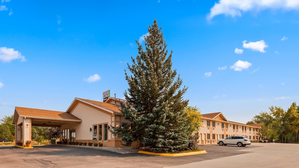 SureStay Plus Hotel by Best Western Buffalo 1/23