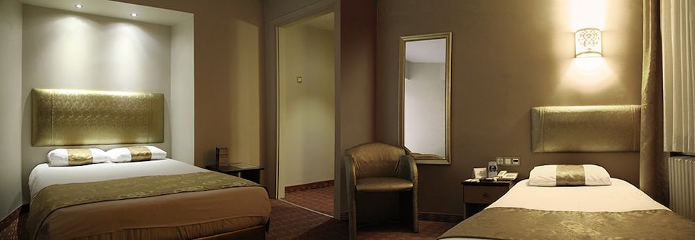 Artic Hotel 14/26