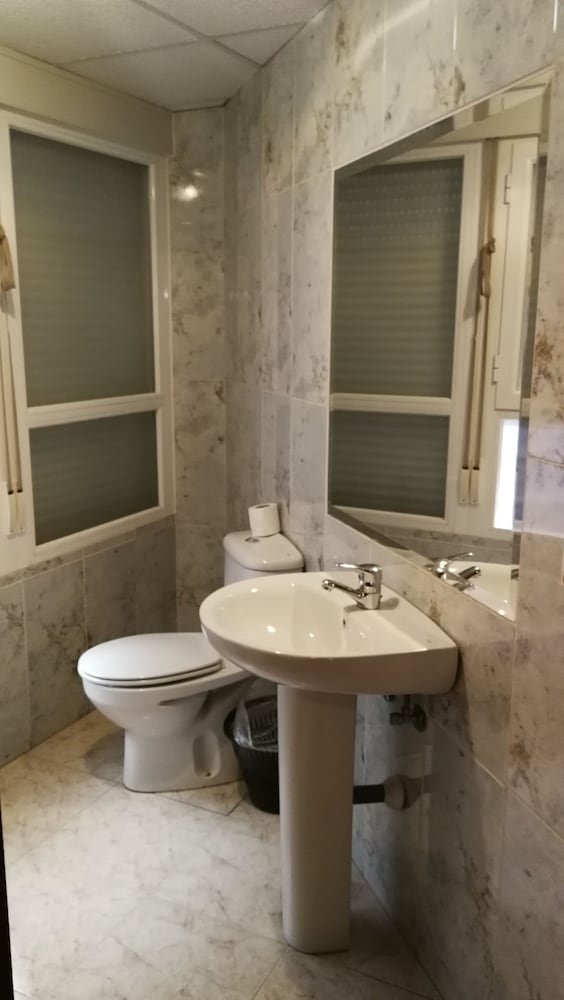 Hostal La Embajada 48/49