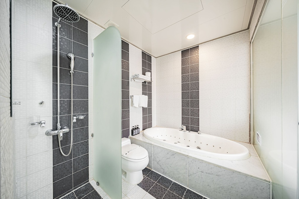 Incheon Prince Hotel 39/46